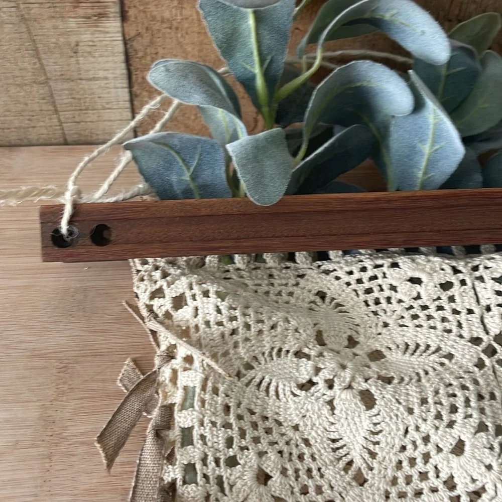 Homemade vintage doily hanging wall pocket - Picture 6 of 9